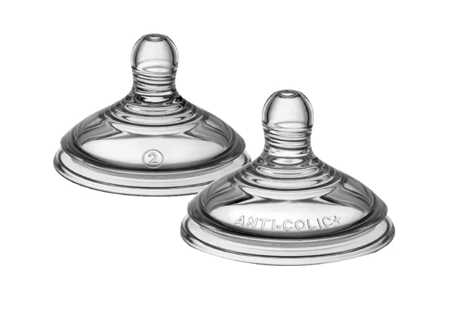 Tommee Tippee Advanced Anti-Colic Savička na lahev Střední průtok 3m+ náhradní savička 2 ks