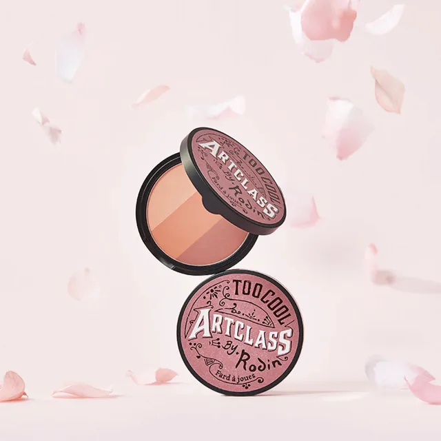 TOO COOL FOR SCHOOL - Artclass By Rodin Blusher De Rosee - Pudrová tvářenka - 9 g