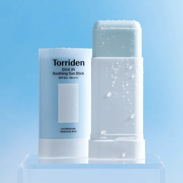 Torriden - DIVE-IN Soothing Sun Stick - Zklidňující opalovací tyčinka s kyselinou hyaluronovou - 19g