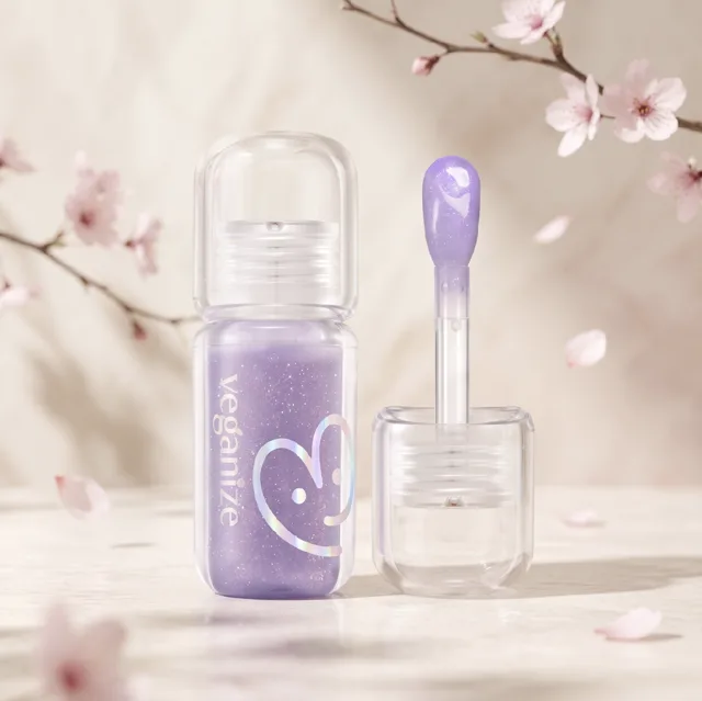 VEGANIZE - 4D Jewelshine Lip Oil Pearl Gloss 06 Midnight Plum - Třpytivý olej na rty s perleťovým leskem - 4 g
