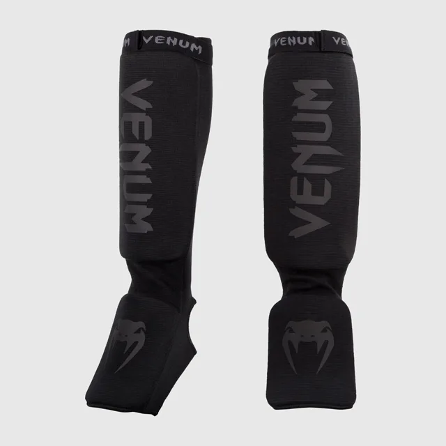 Venum Chrániče holení Shin Guards Black