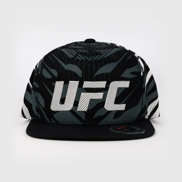 Venum Fight Night Cap Black