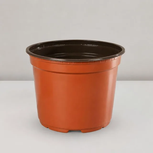 Vnitřní plastový květináč 9 cm