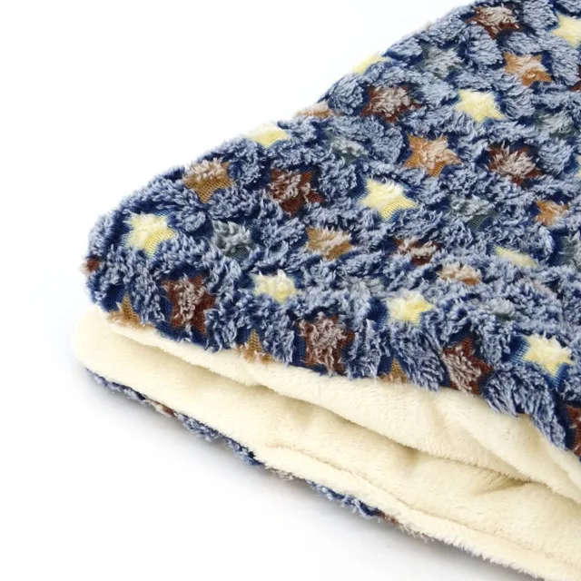 Vsepropejska Blanket modrá deka pro psa s hvězdičkami Barva: Modrá, Rozměr (cm): 100 x 75