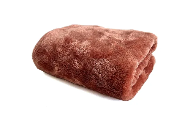 Vsepropejska Ella hnědá deka pro psa Barva: Rumělková, Rozměr (cm): 100 x 68
