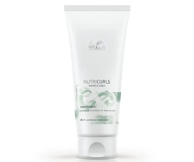 Vyživující péče pro kudrnaté vlasy Wella NutriCurls for Waves  a  Curls - 200 ml + dárek zdarma