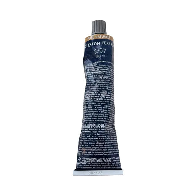 Wella Professionals Koleston Perfect Pure Naturals, 8/07 – permanentní barva na vlasy 60ml (bez krabičky)