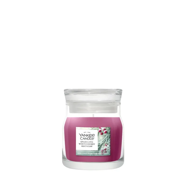 Yankee Candle Aromatická svíčka Signature sklo malé Sparkling Winterberry 110 g
