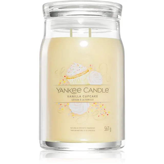 Yankee Candle Vanilla Cupcake vonná svíčka Signature 567 g